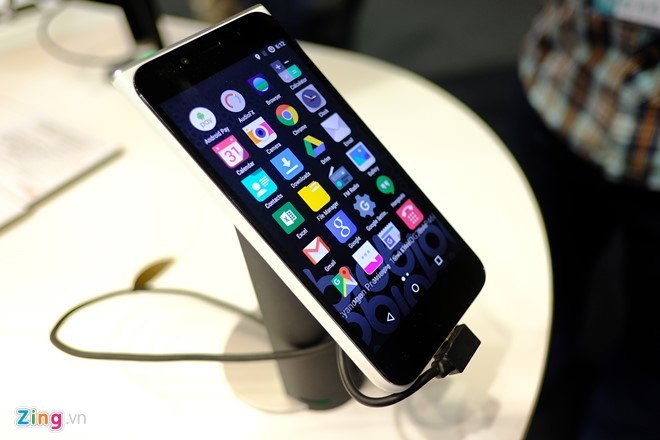 smartphone ban o Viet Nam thang 5 anh 5