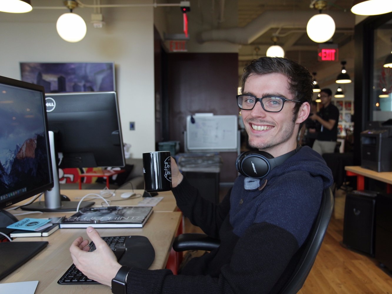 Hacker kiem hang tram nghin USD nho san loi bao mat hinh anh