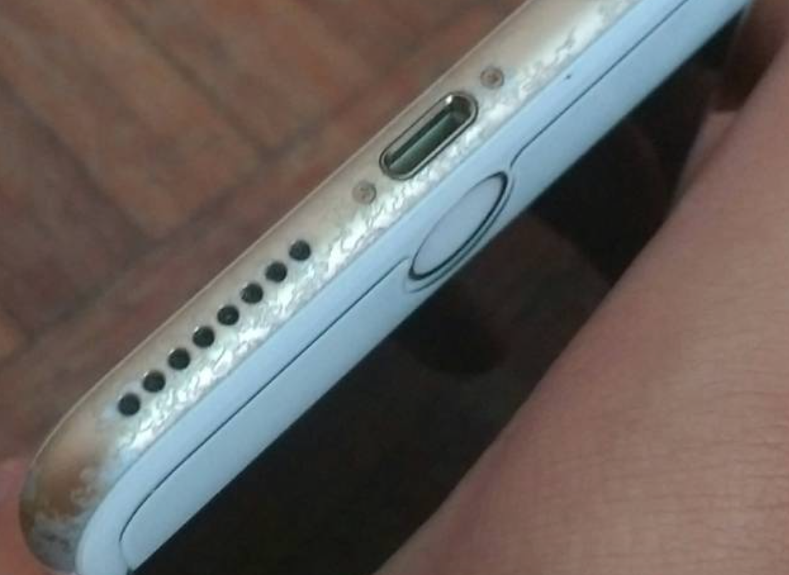 Loi tray xuoc vo iPhone 6S anh 3