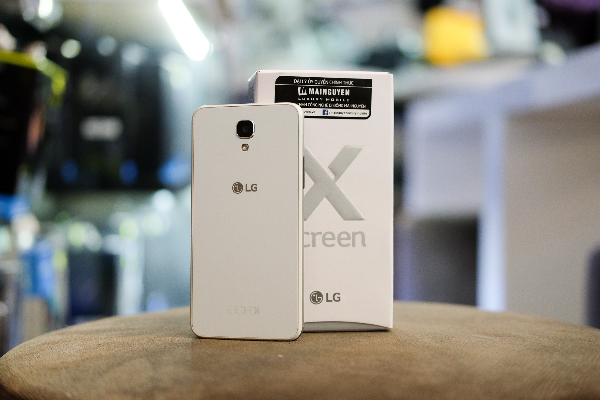 Mo hop LG X Screen gia 5 trieu dong anh 9