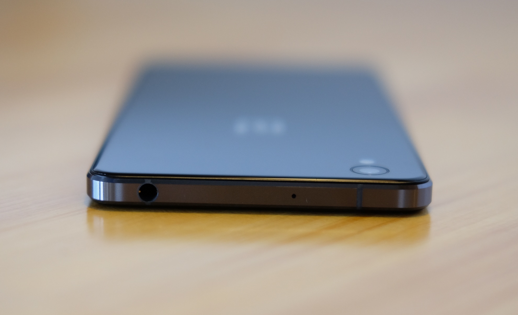 Mo hop OnePlus X anh 8