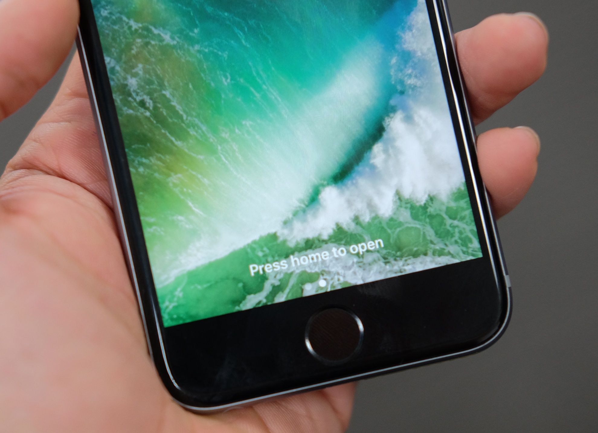 Nguoi dung Viet 'phat dien' vi cach mo khoa tren iOS 10 hinh anh