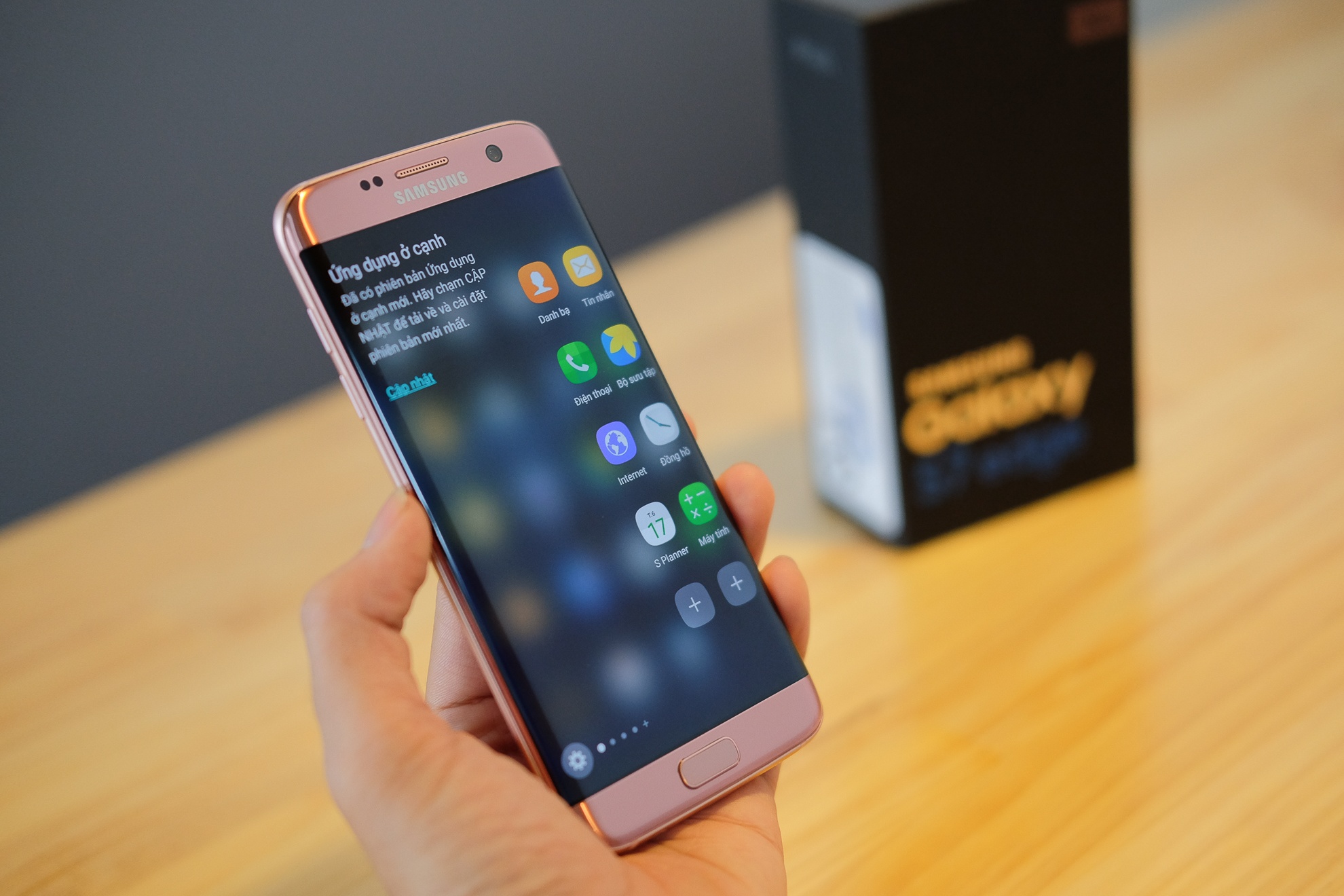 Samsung Galaxy S7 edge mau hong pink anh 12
