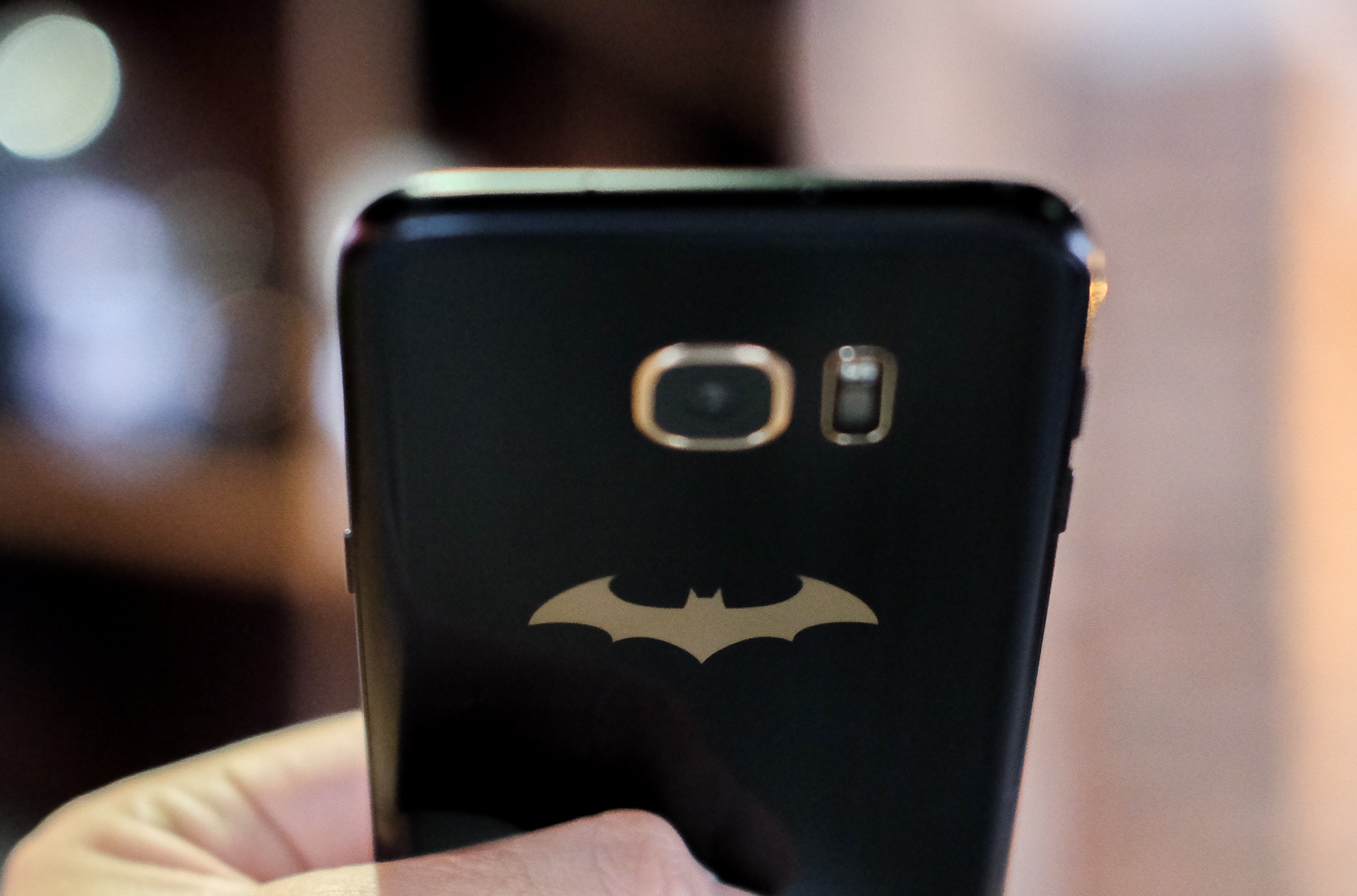 Galaxy S7 edge Injustice Batman chính hãng ảnh 15 Galaxy S7 edge Injustice Batman chinh hang anh 15
