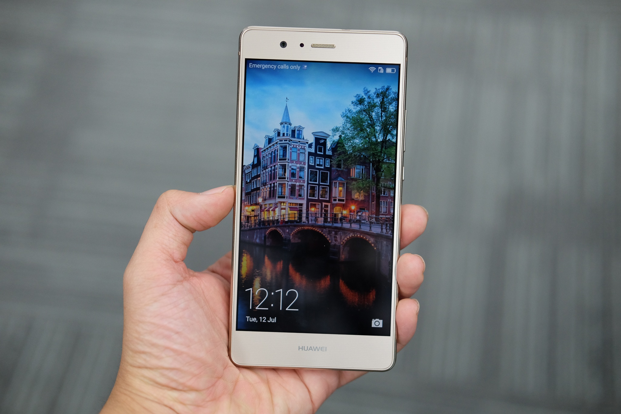 Huawei P9 Lite anh 11