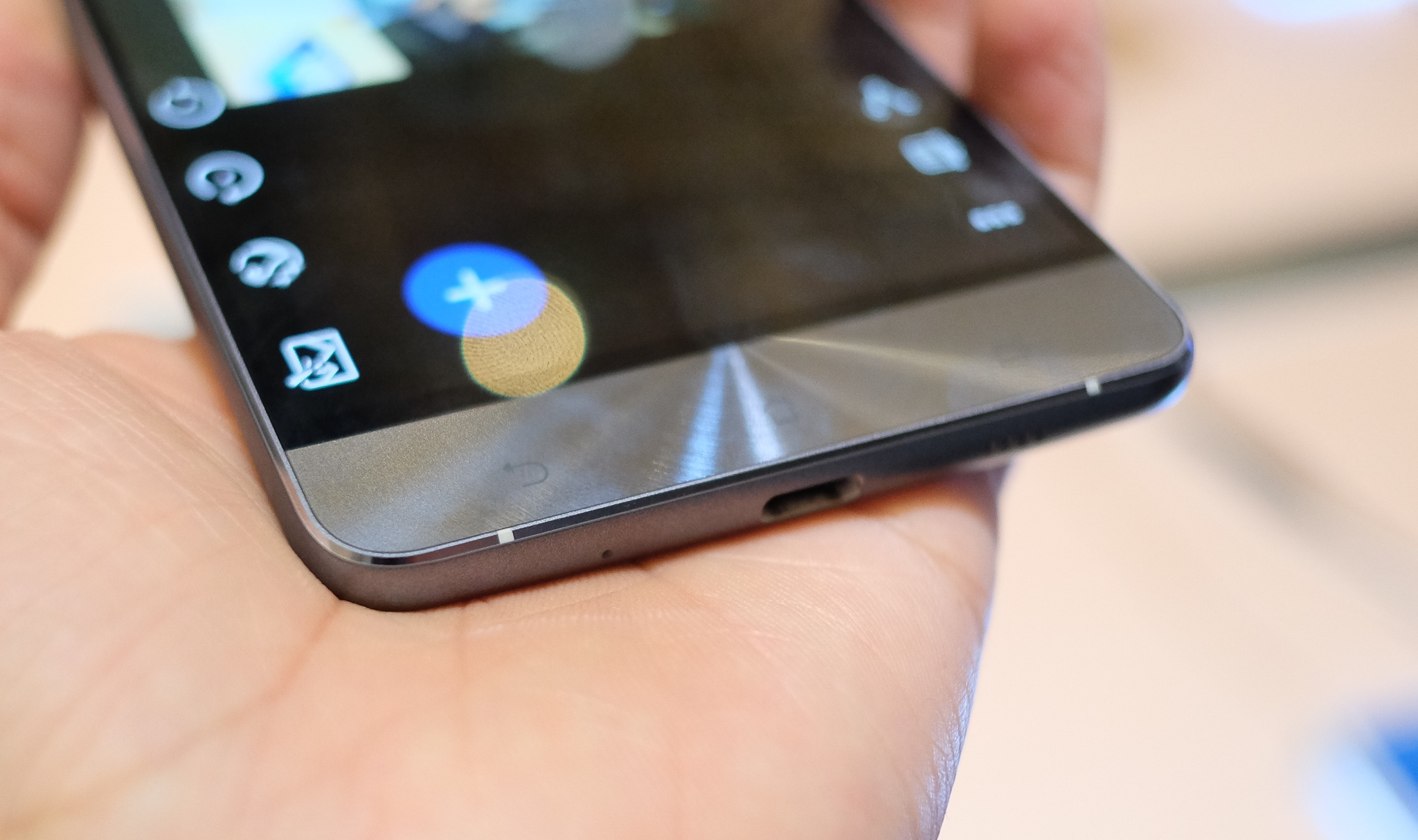 Anh Zenfone3 Deluxe anh 10