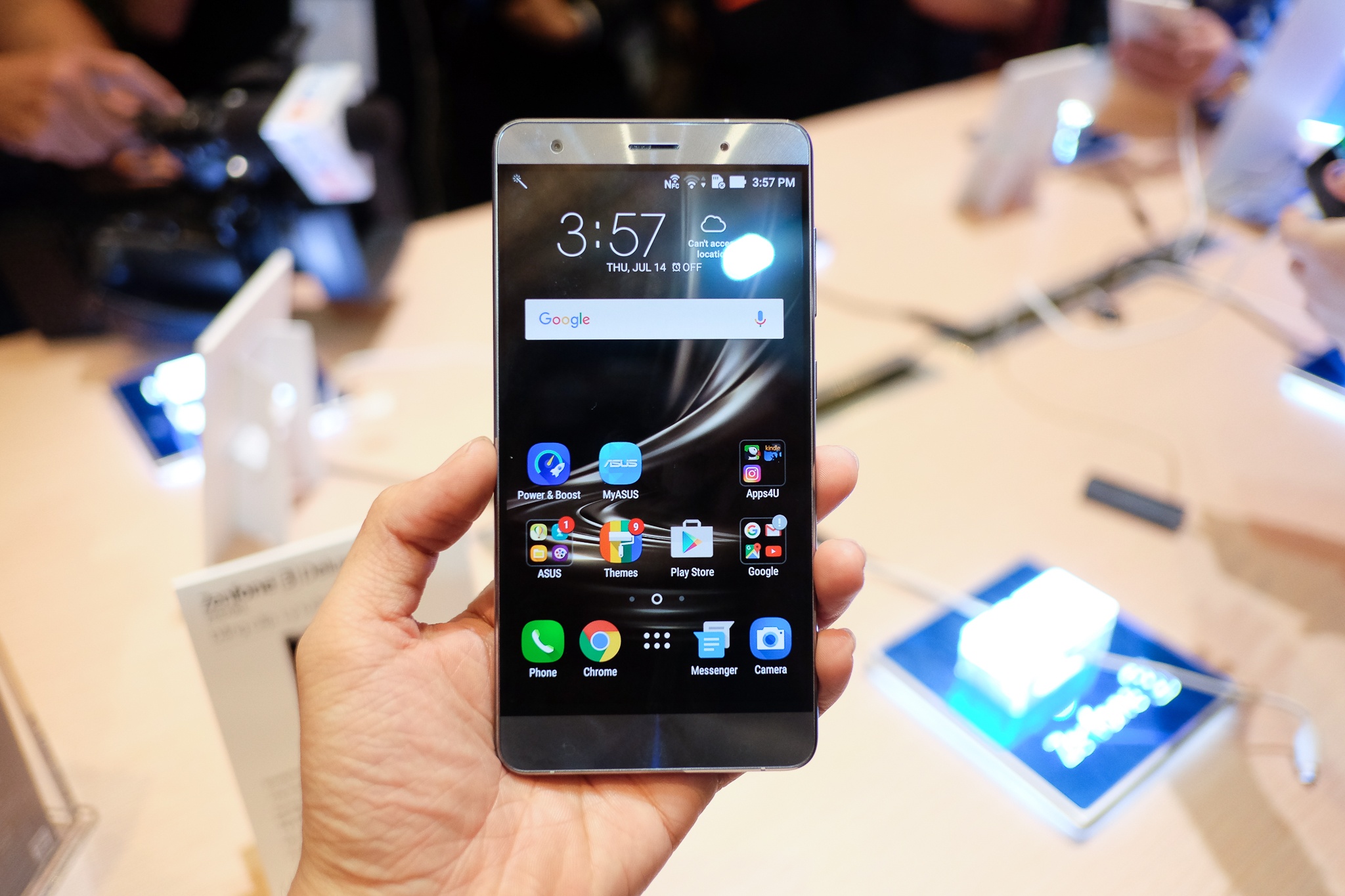 Anh Zenfone3 Deluxe anh 1