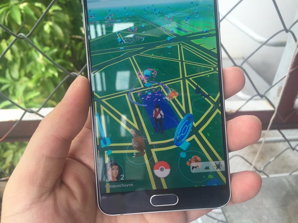 Choi thu Pokemon Go ban hack o Viet Nam hinh anh