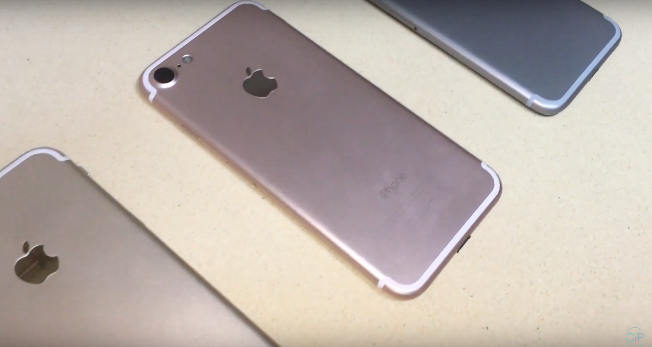 Video ban mau 3 mau cua iPhone 7 hinh anh