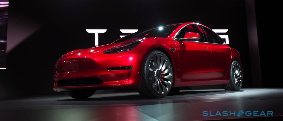 Tesla doi thiet ke mau xe dien Model 3 hinh anh