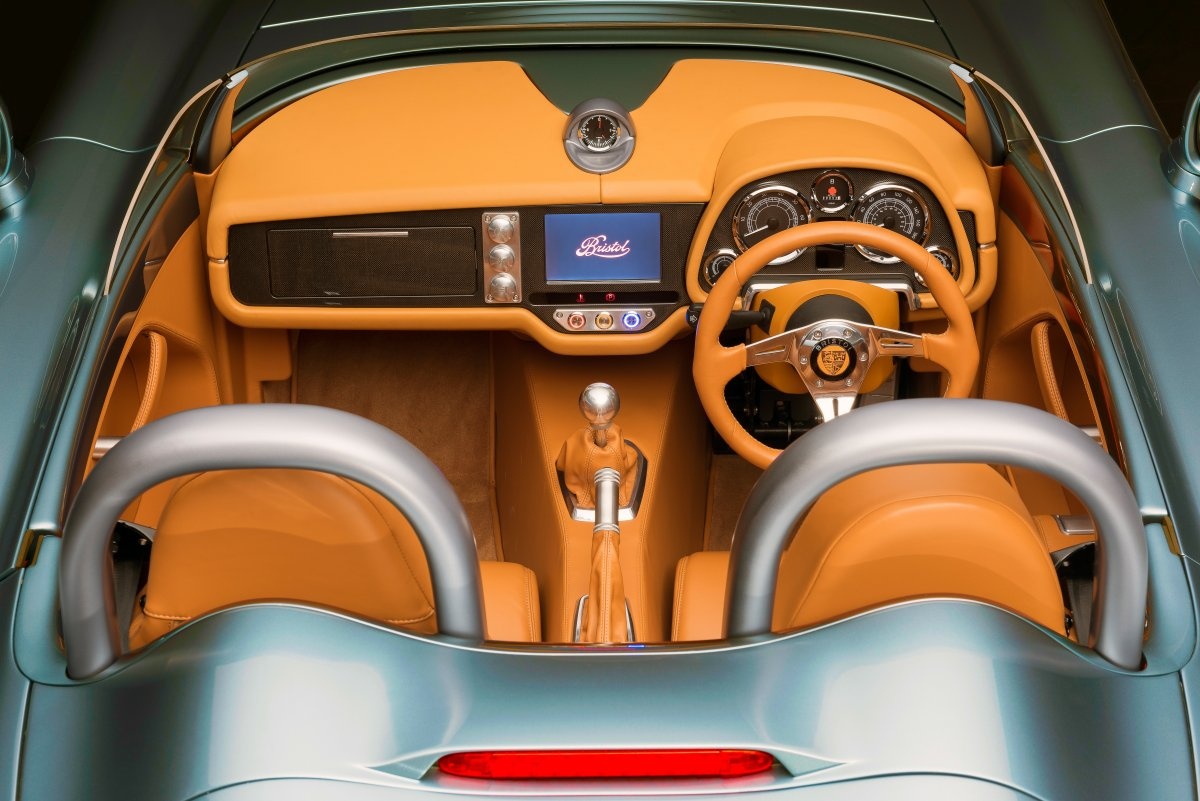 sieu xe Bristol Bullet anh 4