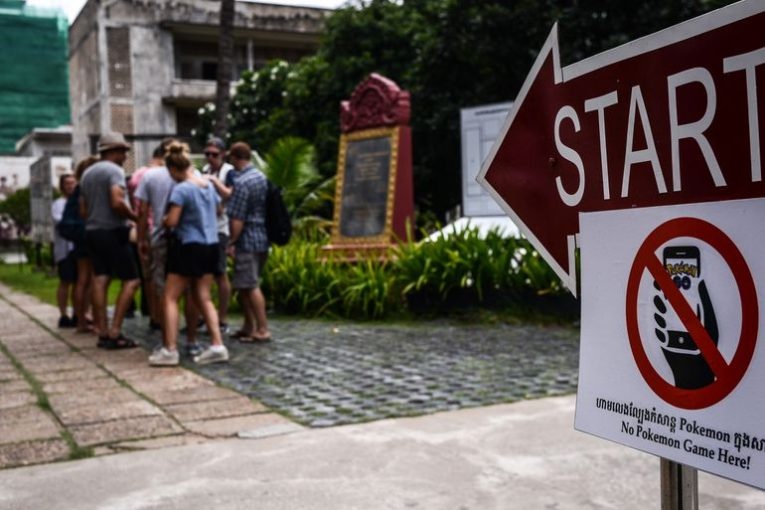 Nha tu Khmer do khet tieng cam game Pokemon Go hinh anh