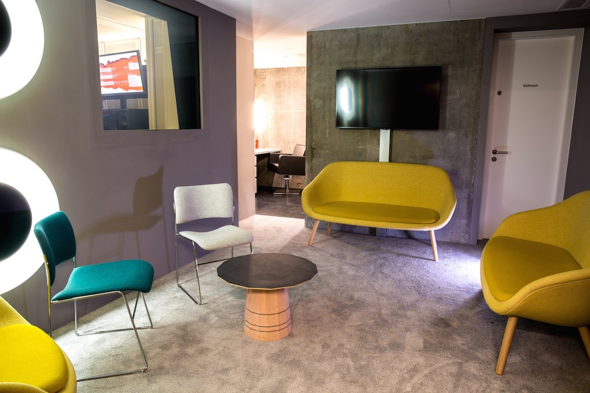 Van phong YouTube Space anh 10