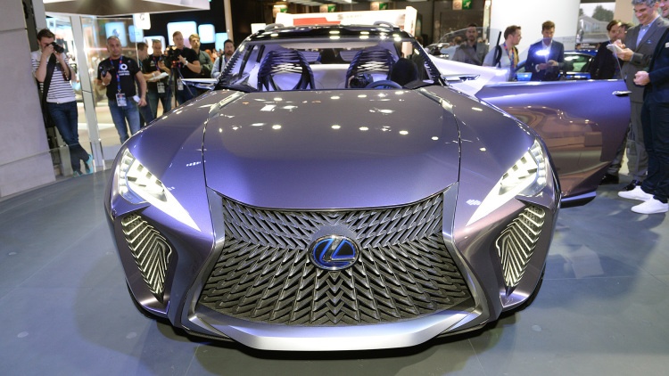 Chi tiet concept Lexus UX ham ho tai Paris Motor Show hinh anh