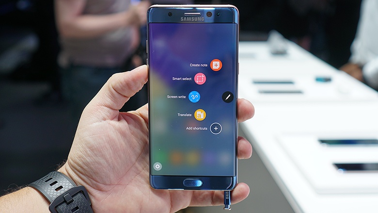 Samsung tra tien cho nguoi dung Note 7 doi sang iPhone hinh anh