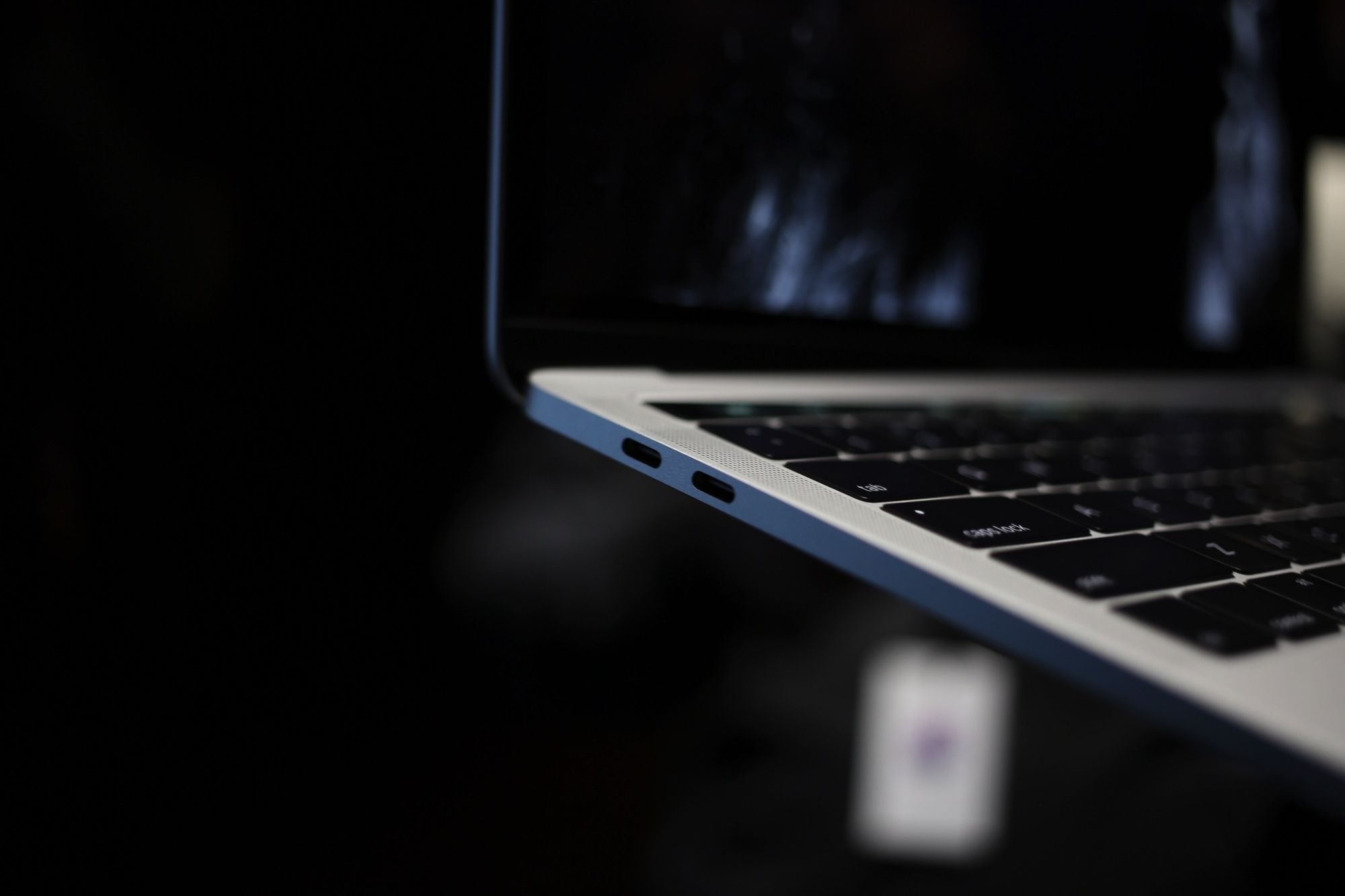 Anh MacBook Pro 2016 anh 3