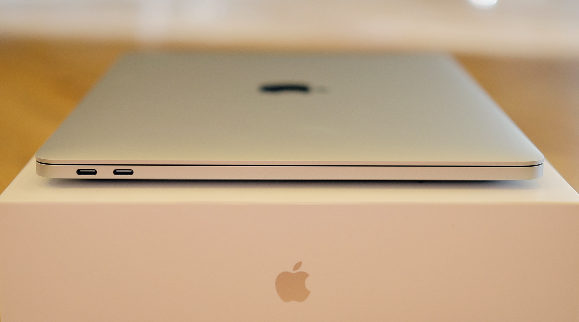 mo hop MacBook Pro 2016 anh 8