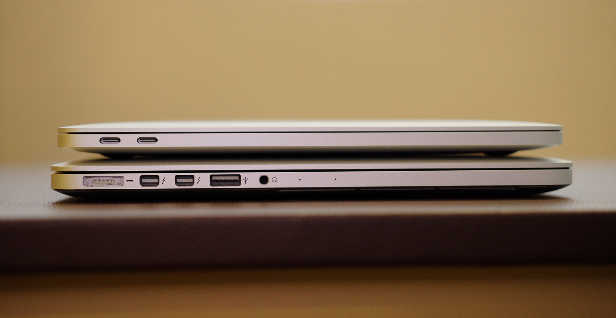 mo hop MacBook Pro 2016 anh 13