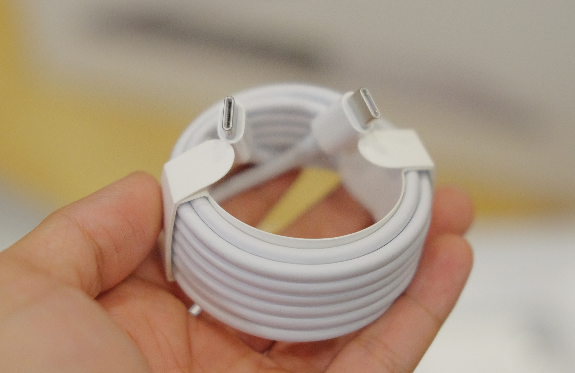 mo hop MacBook Pro 2016 anh 4