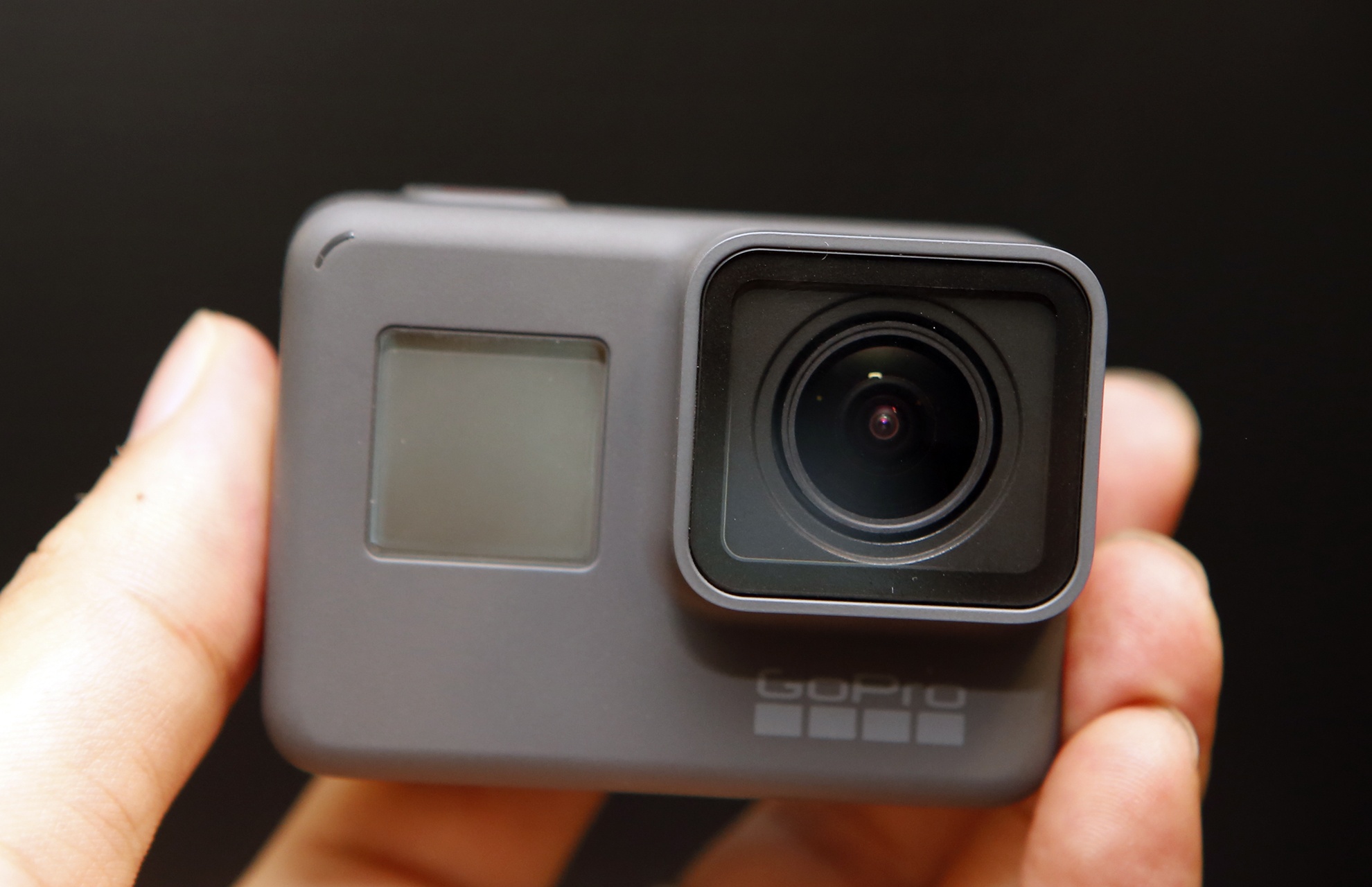 Anh GoPro Hero 5 vua len ke tai VN, gia tu 7 trieu hinh anh