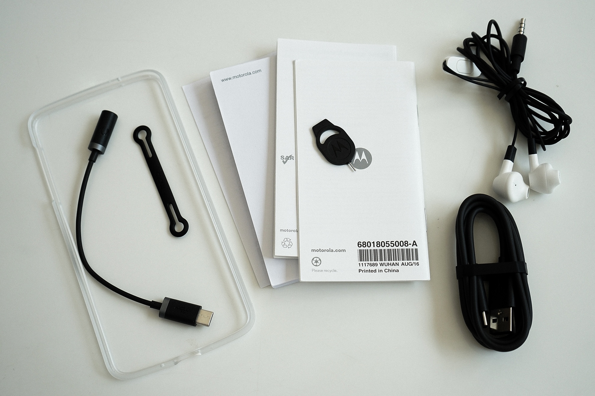 dap hop motorola Moto Z anh 2