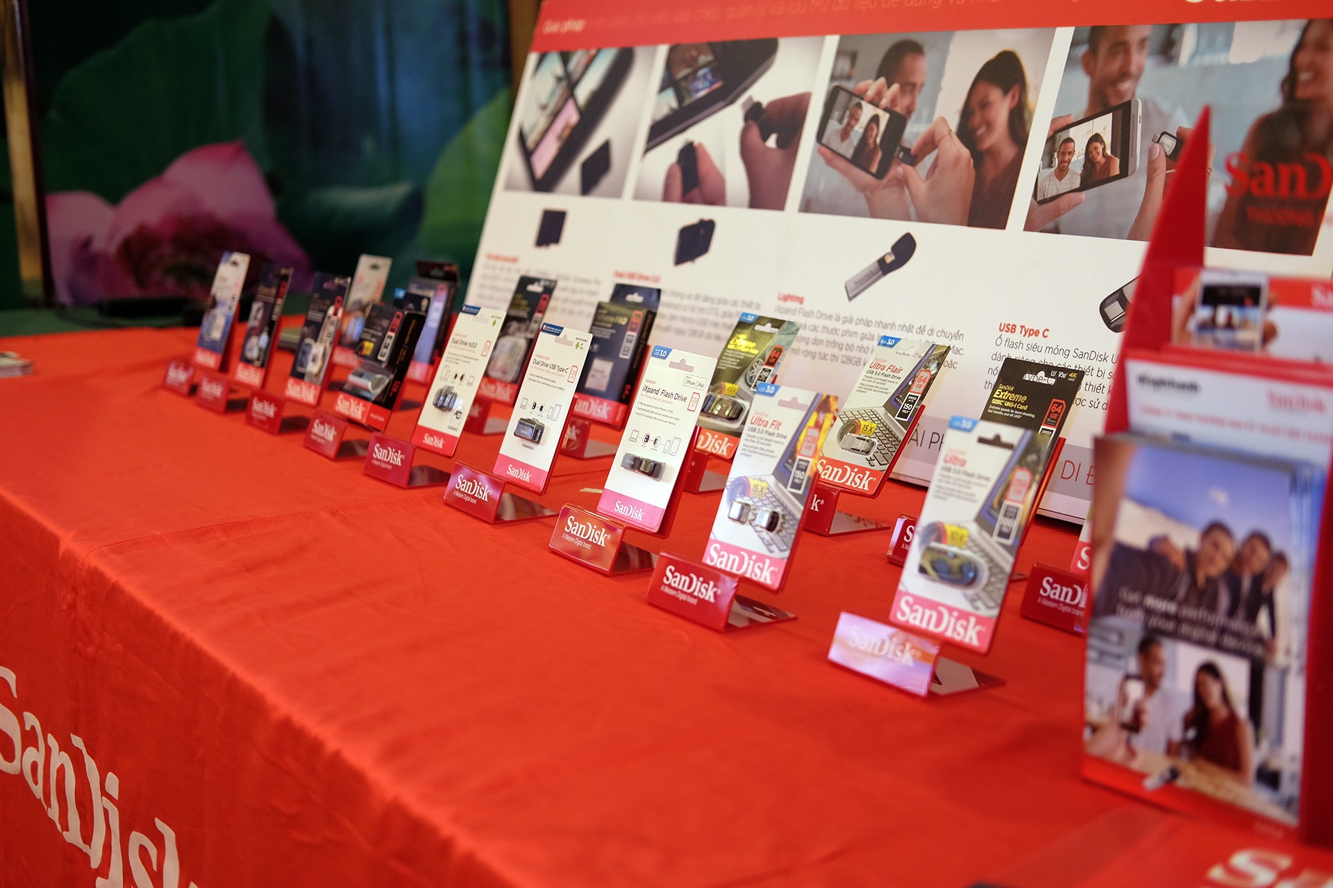 do choi may tinh,  smartphone IT Day anh 5