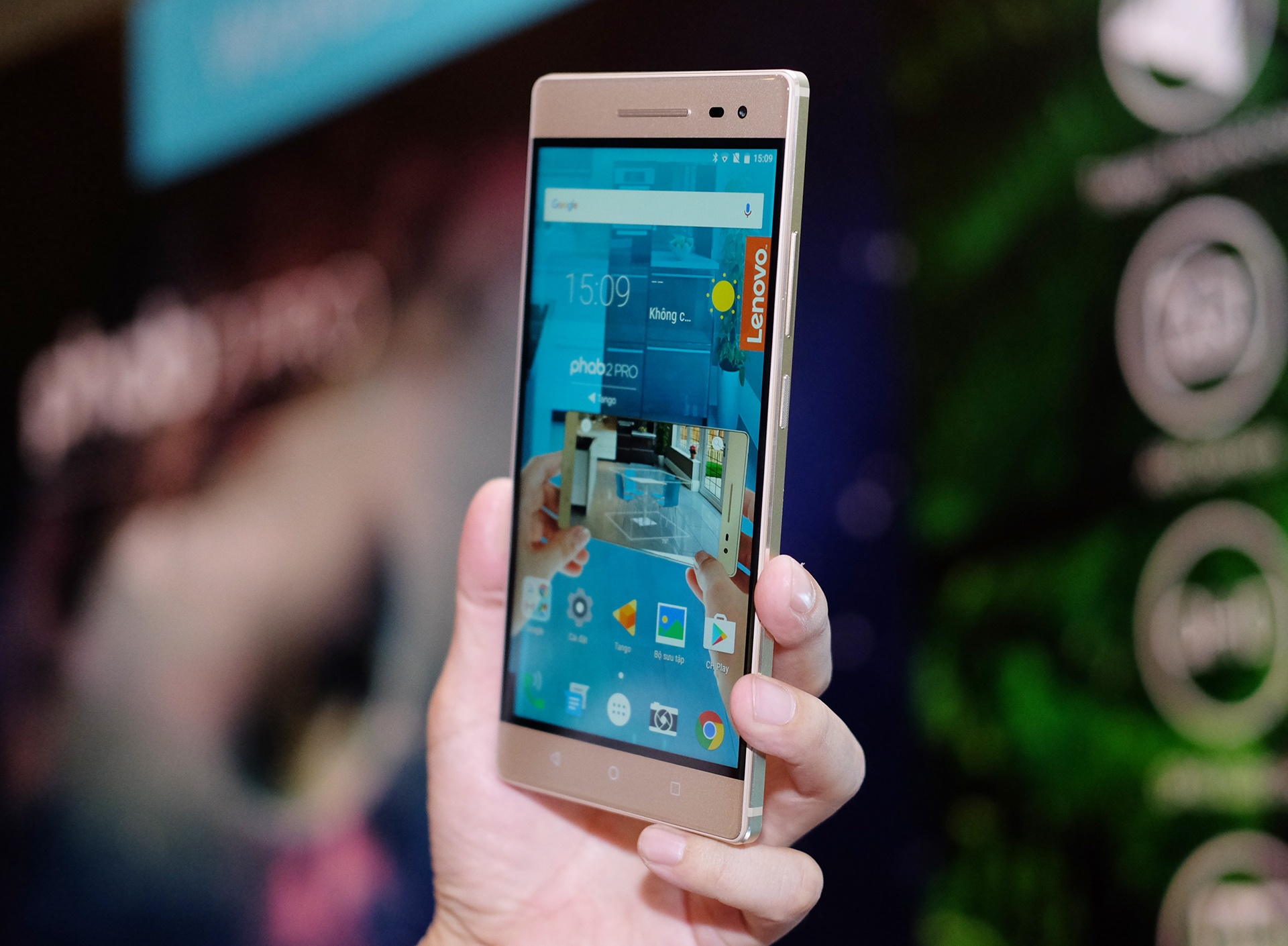 Lenovo Yoga Book va Phab2 Pro anh 7