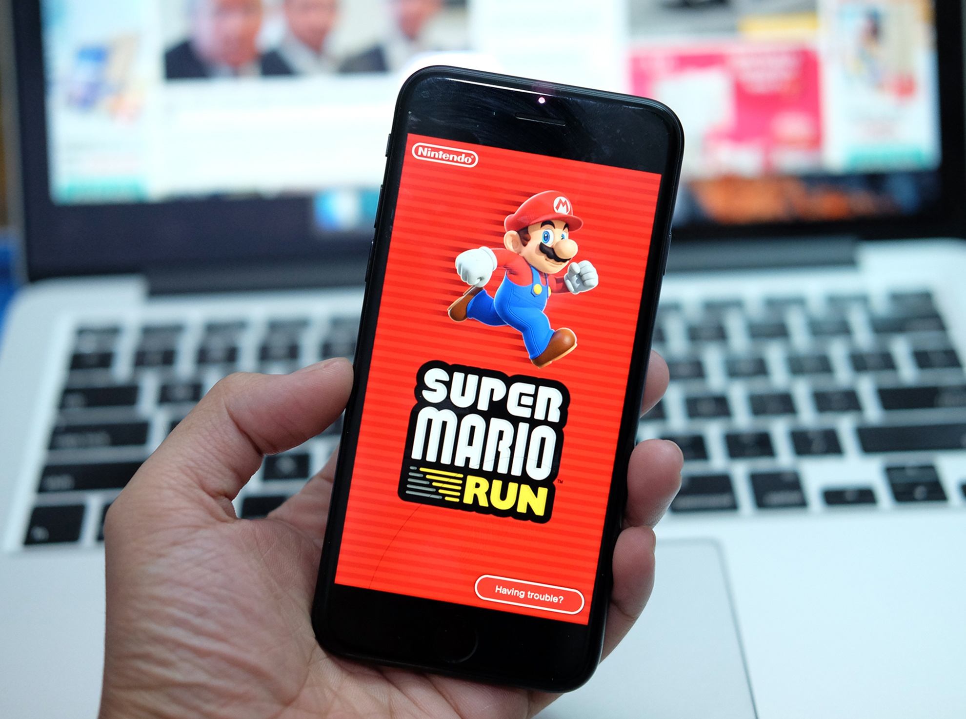 Tro choi Super Mario Run bat dau cho tai tren iPhone va iPad hinh anh