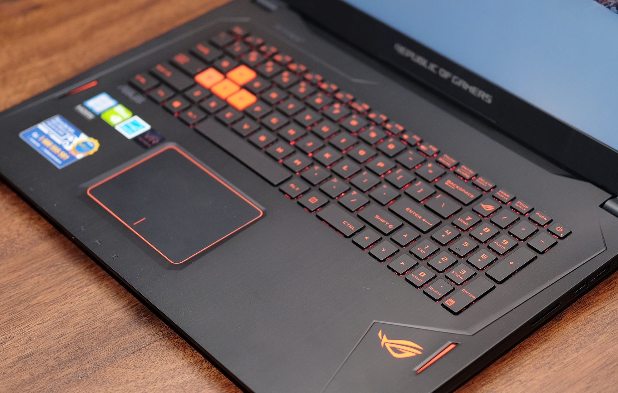 ROG ra mat laptop chuyen choi game anh 4