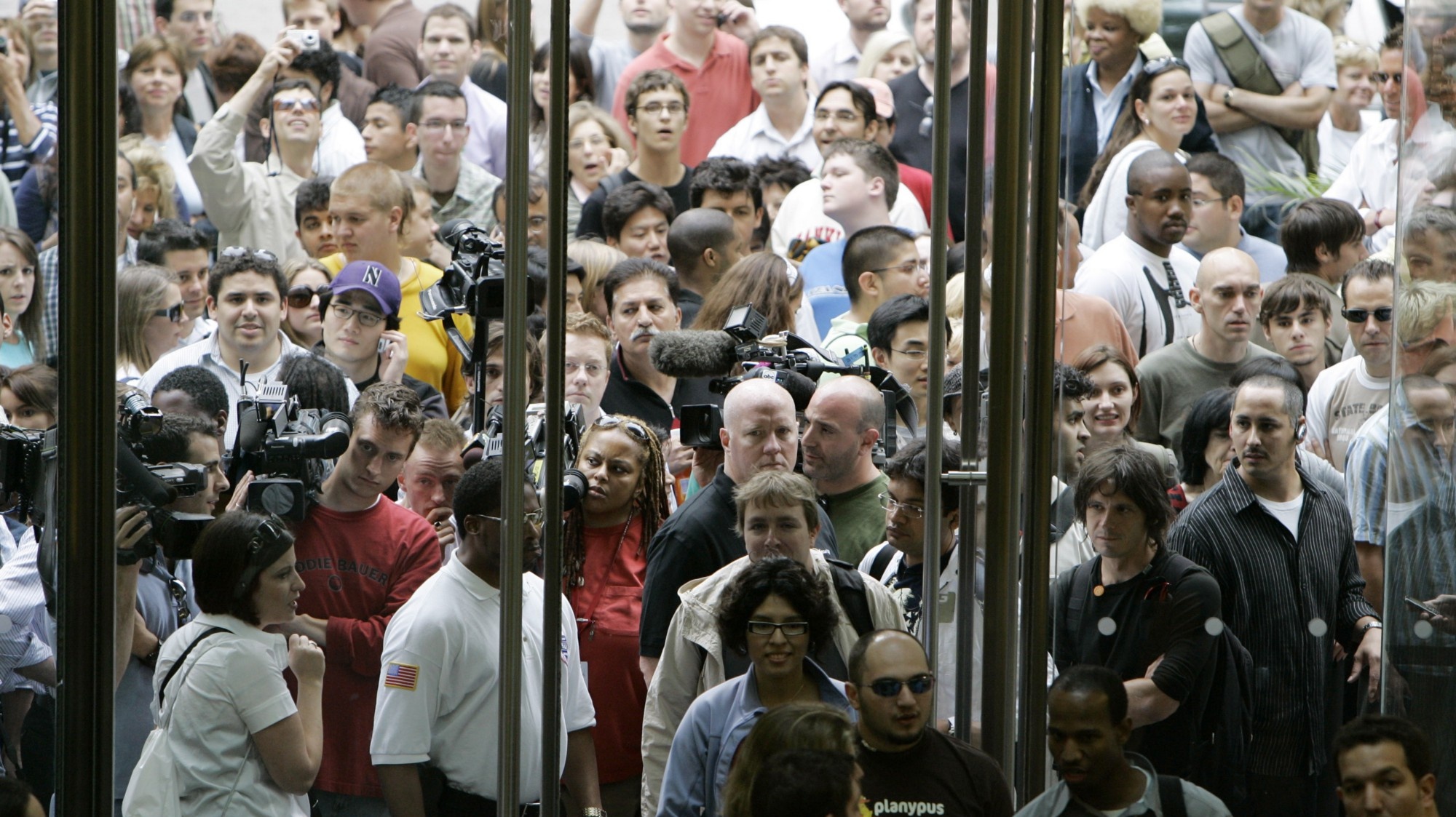 phat cuong vi iPhone anh 2