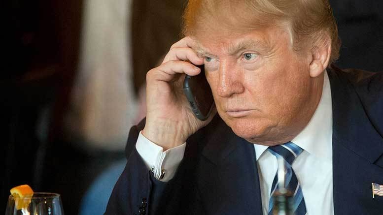 Nghi sy My ra han chot cho smartphone do co cua Trump hinh anh