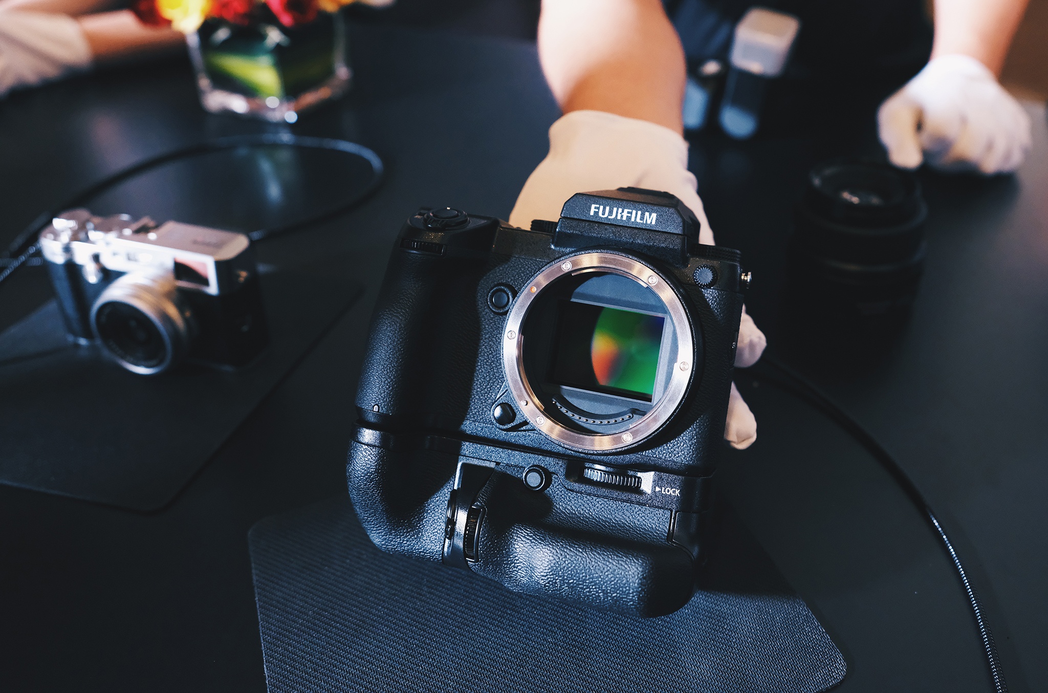 Fujifilm ra mat GFX 50S gia 150 trieu anh 3