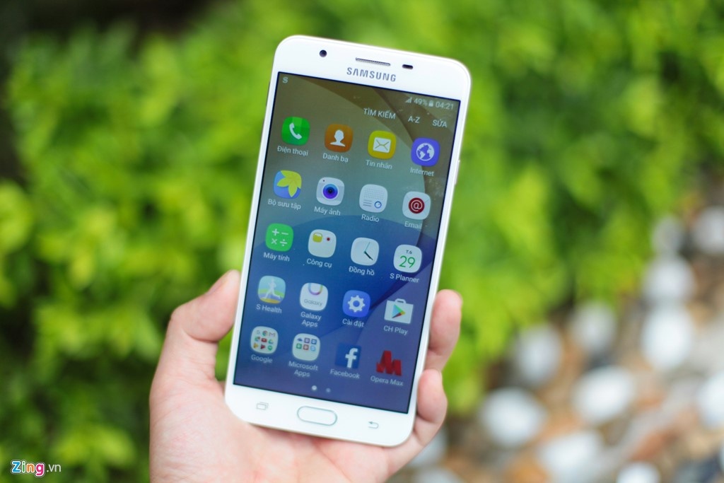smartphone tam trung cau hinh tot anh 3