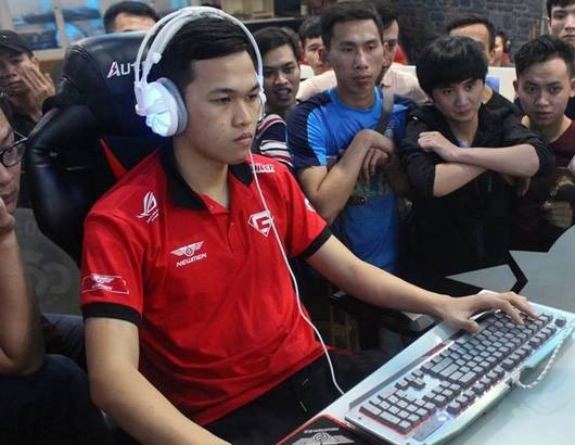 Danh bai huyen thoai AOE Trung Quoc, 'Chim Se Di Nang' len ngoi vuong hinh anh