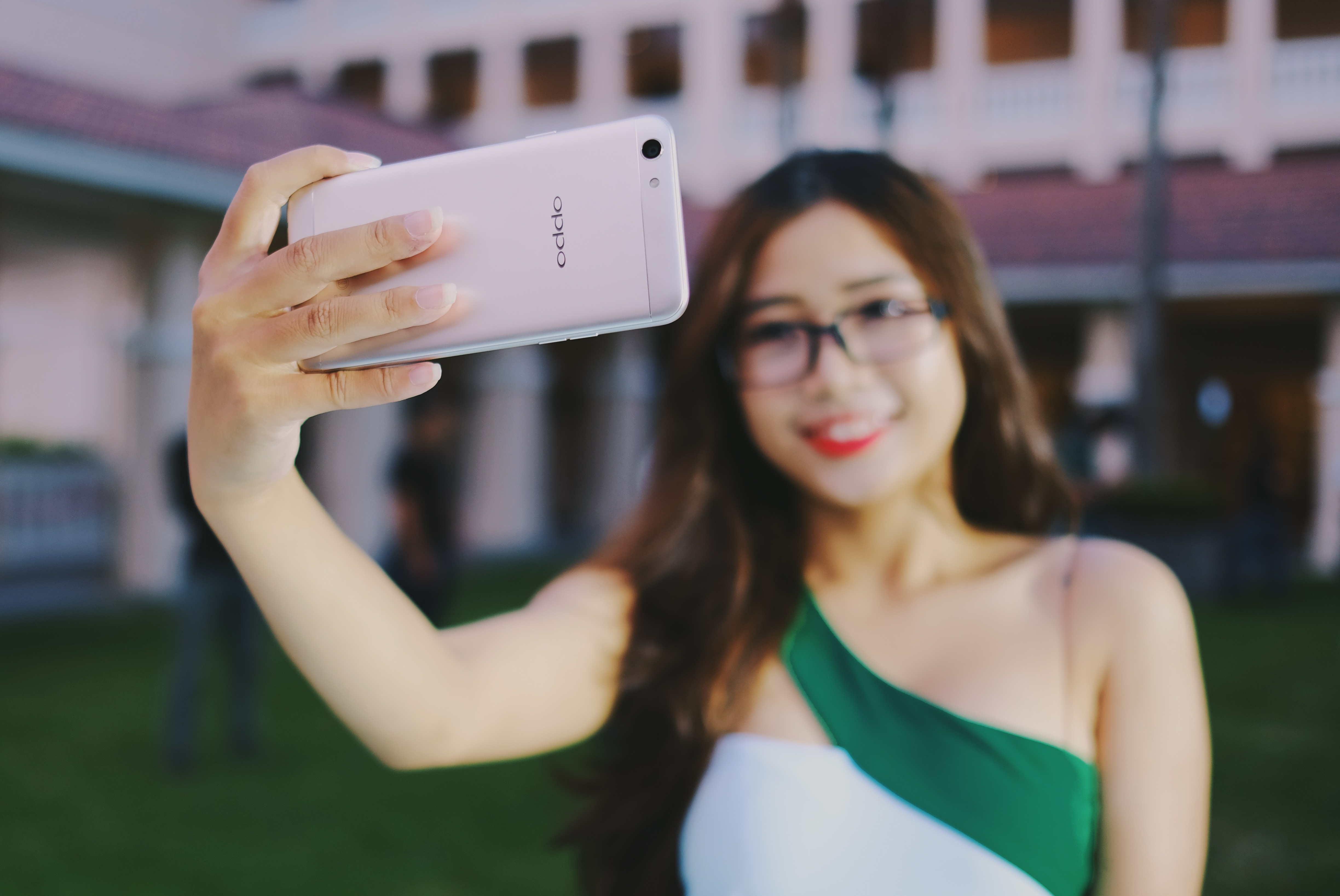 Oppo F3 camera selfie kep ra mat anh 3