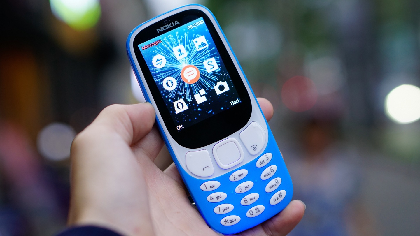 Nokia 3310 nhai gia 300.000 dong xuat hien o Viet Nam hinh anh