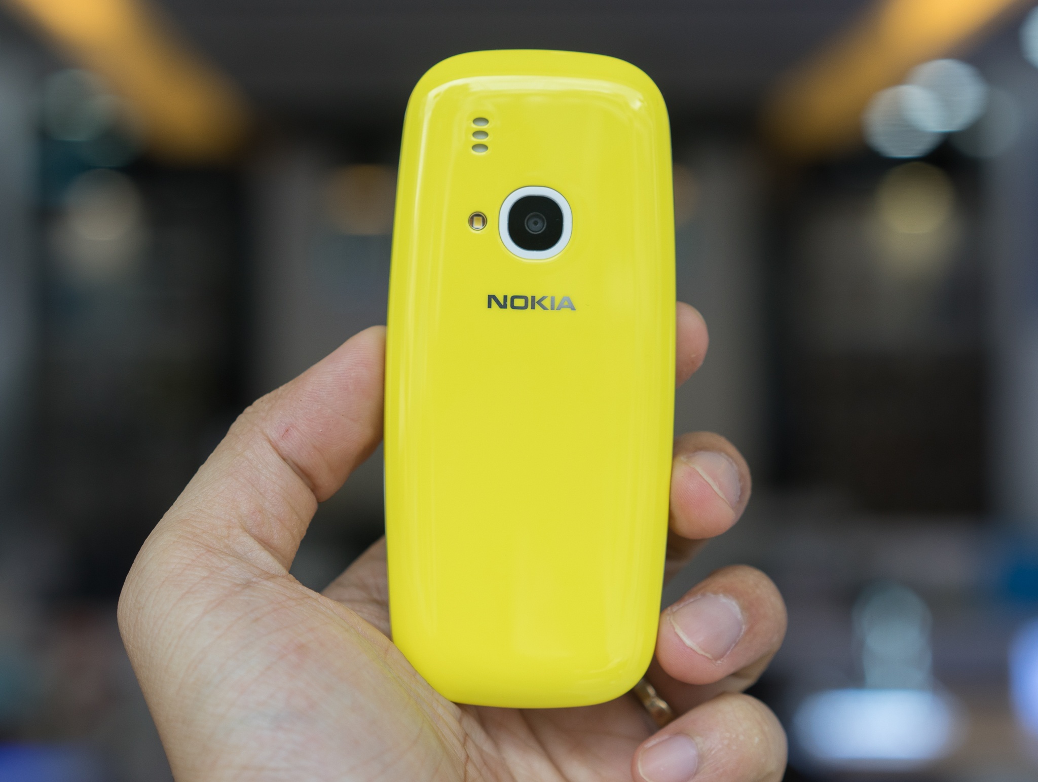 Mo hop Nokia 3310 anh 5