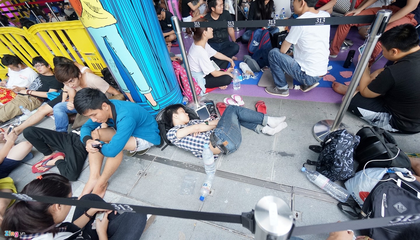 Apple Store mo o Singapore anh 2