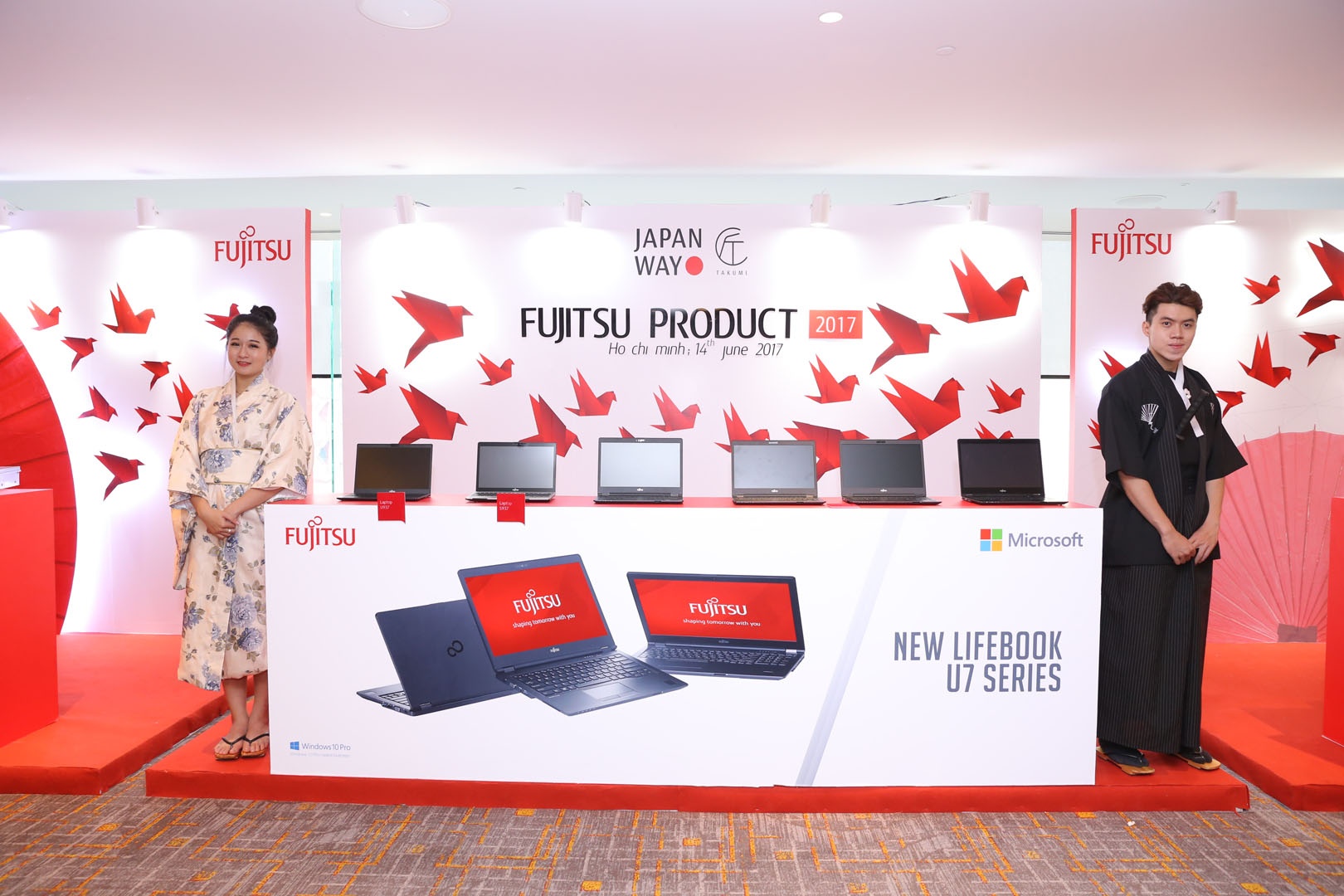 Fujitsu ra mắt laptop bảo mật lòng bàn tay ảnh 1 Fujitsu ra mat laptop bao mat long ban tay anh 1