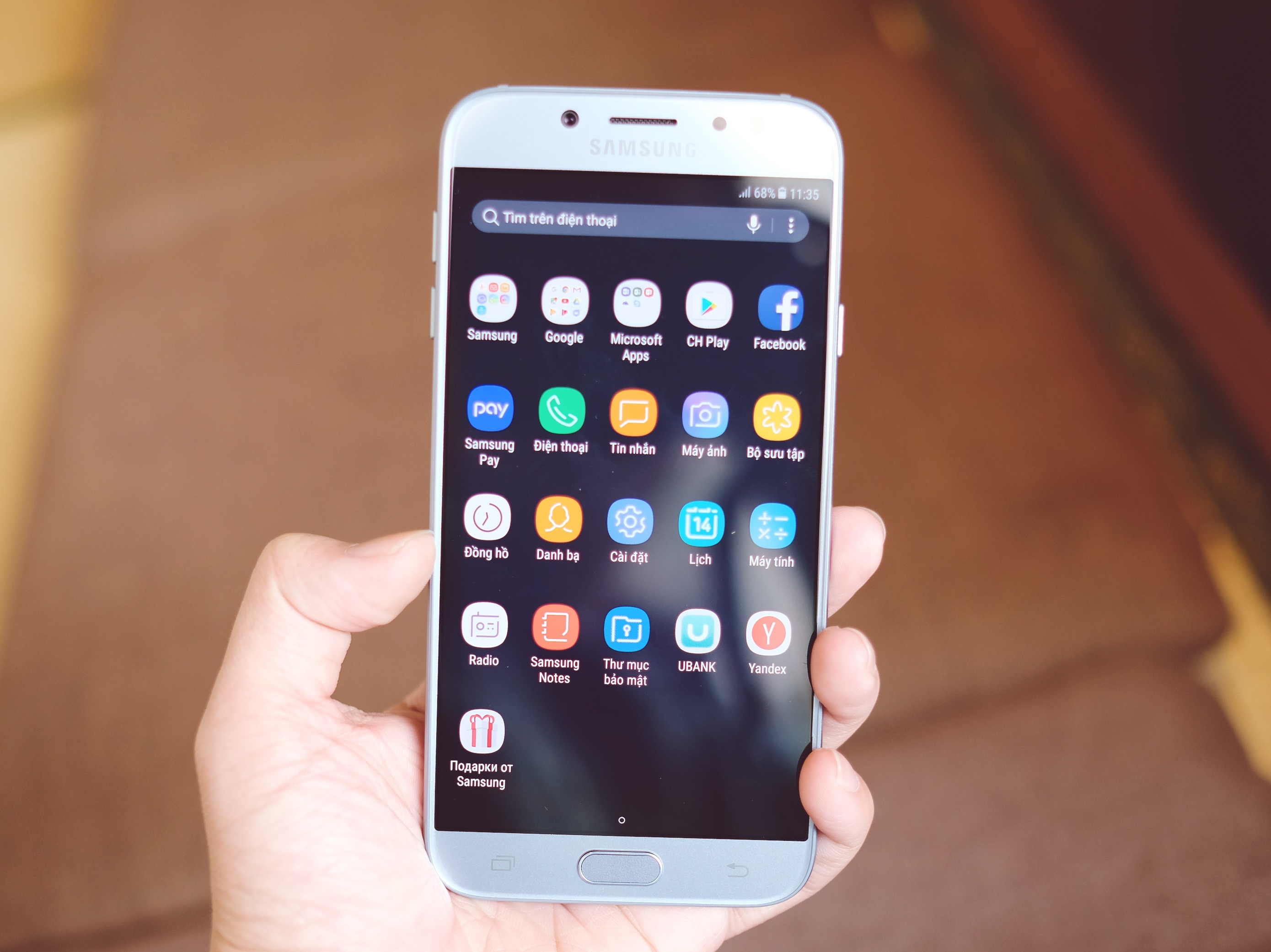 Anh thuc te Galaxy J7 Pro anh 2