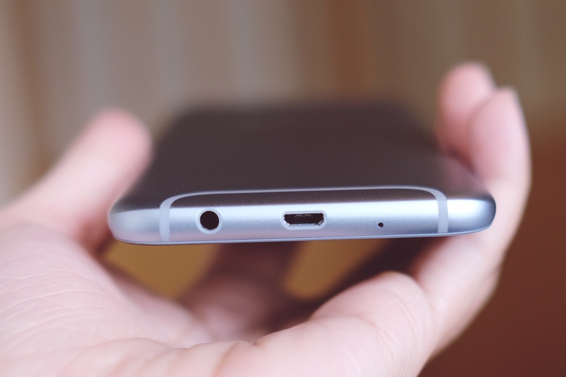 Anh thuc te Galaxy J7 Pro anh 5