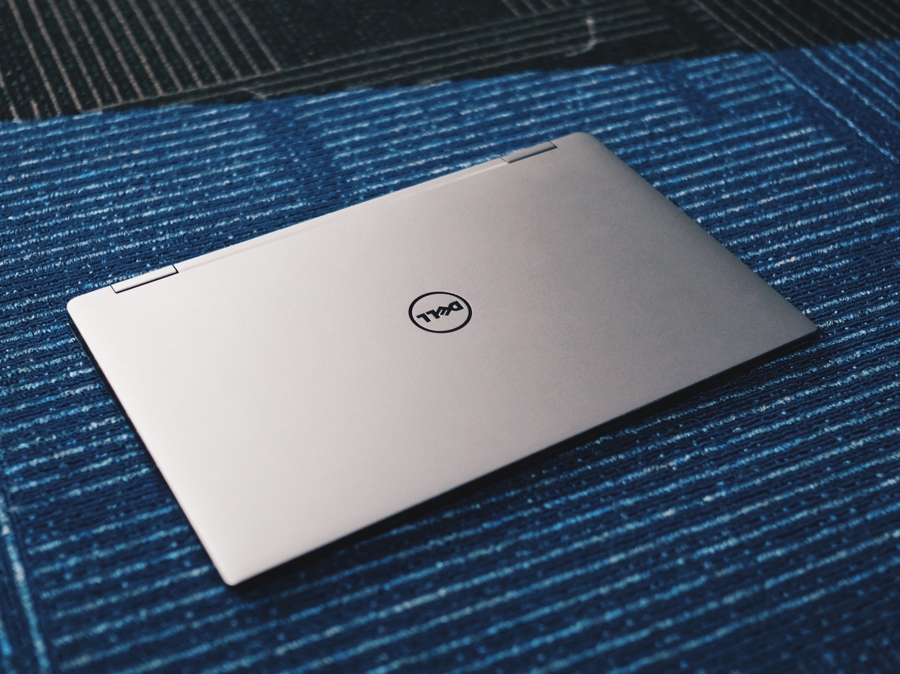 anh Dell XPS 13 2-in-1 anh 2