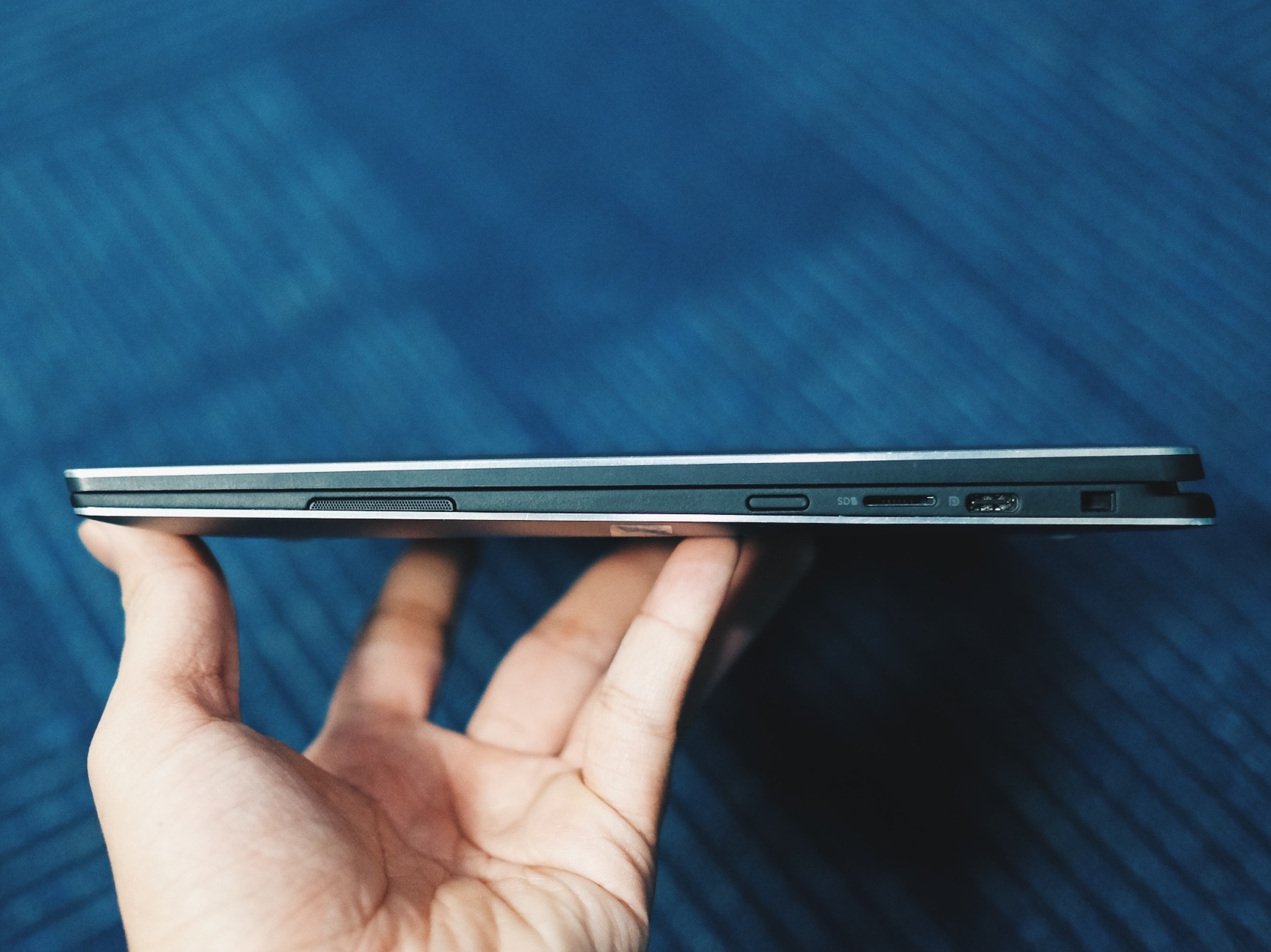 anh Dell XPS 13 2-in-1 anh 8