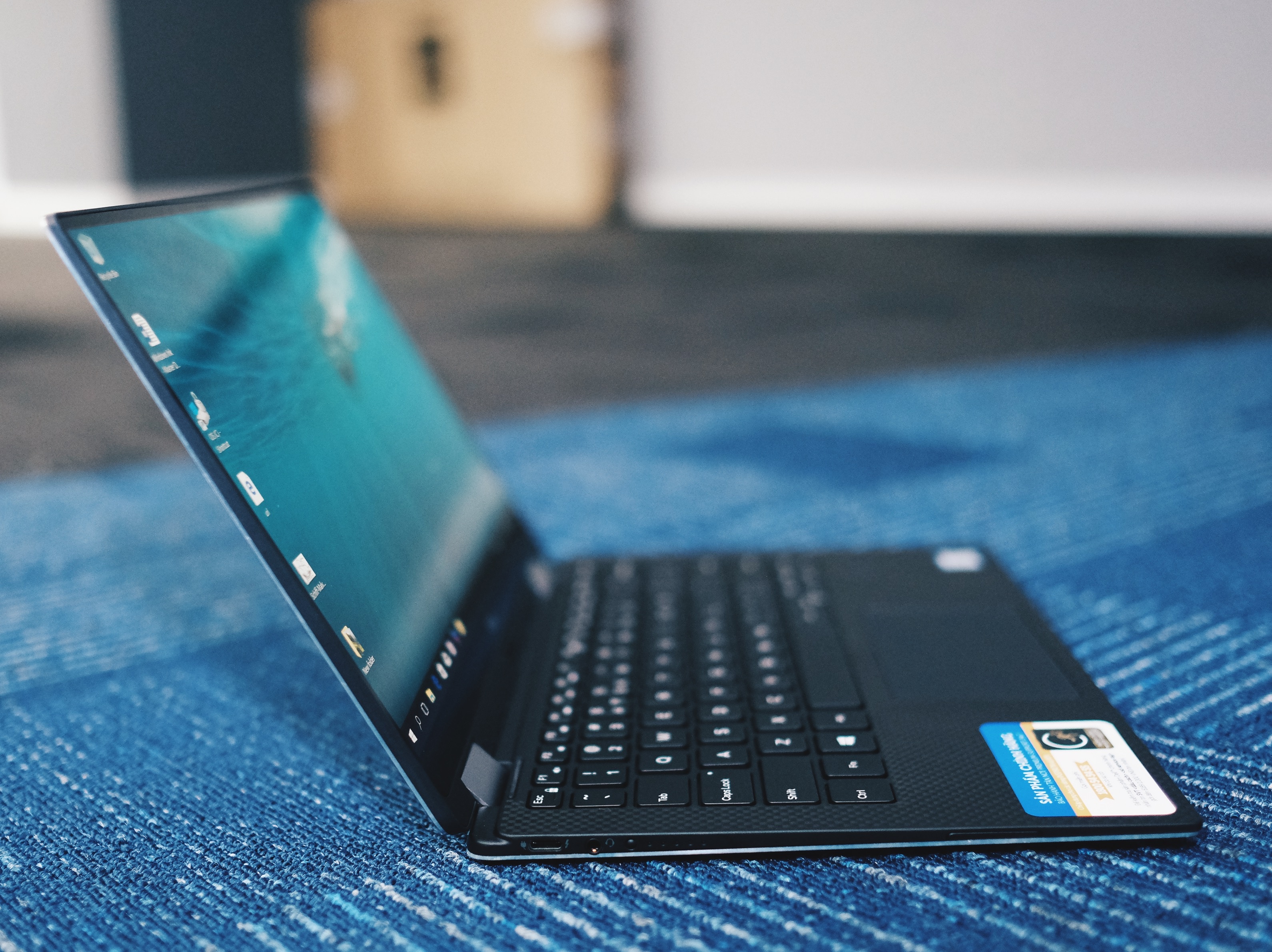 anh Dell XPS 13 2-in-1 anh 4