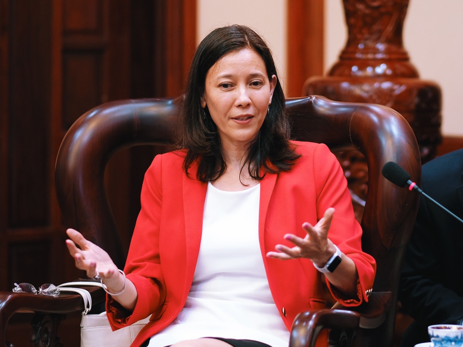 Bi thu Nhan moi Intel tu van ve smart city anh 3