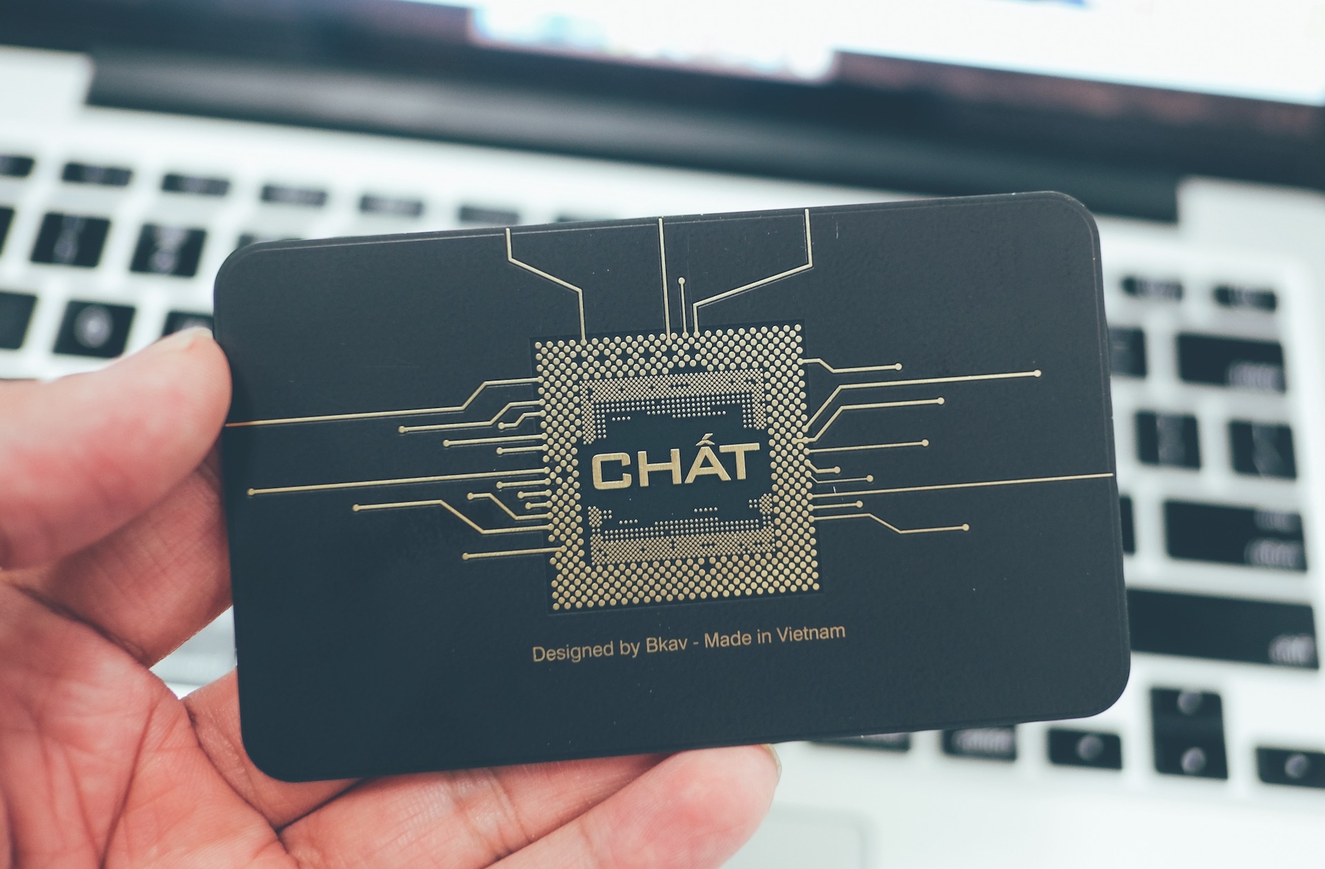 Bphone 2 bat ngo xuat hien anh 2