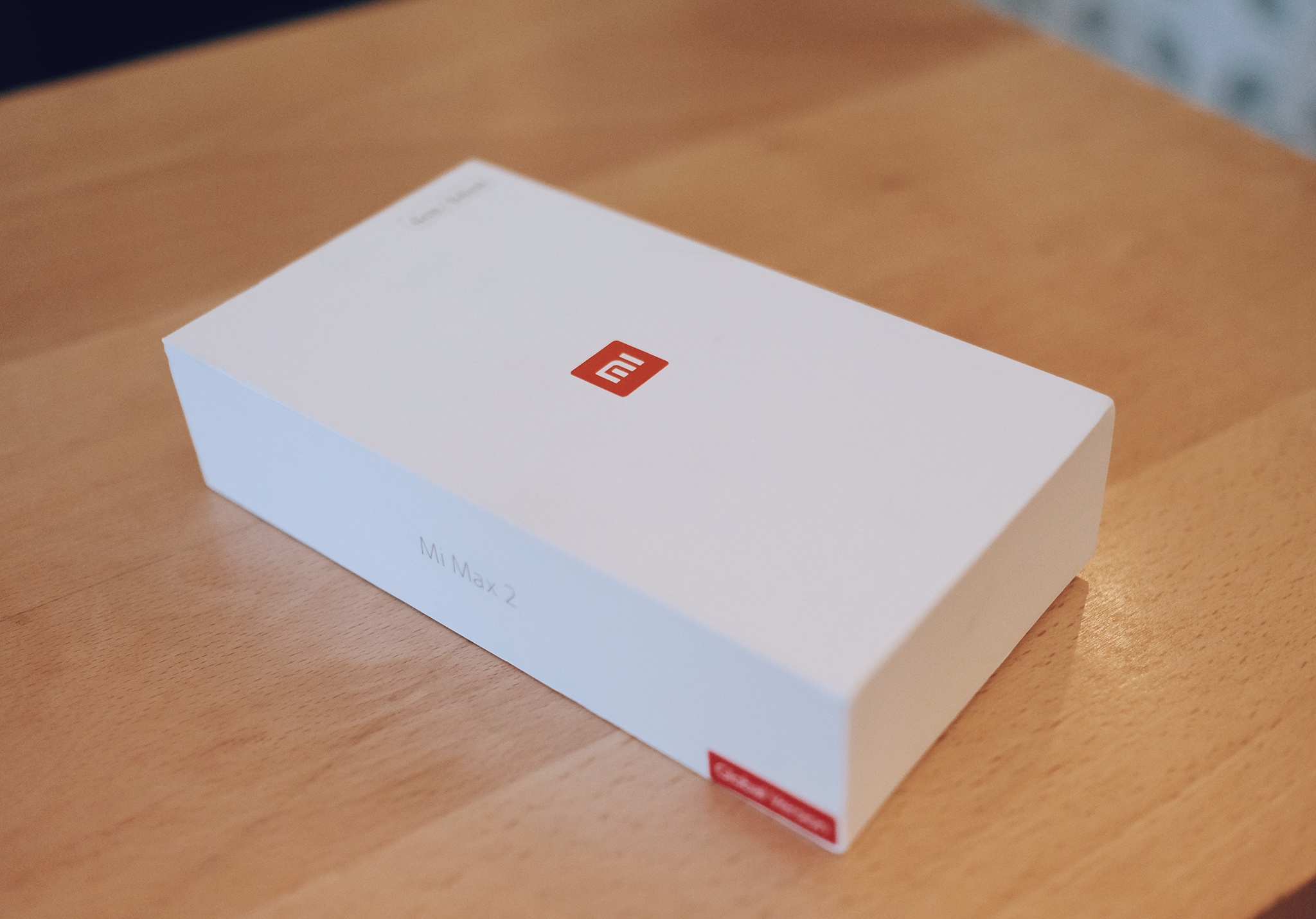 Mo hop Xiaomi Mi Max 2 anh 1