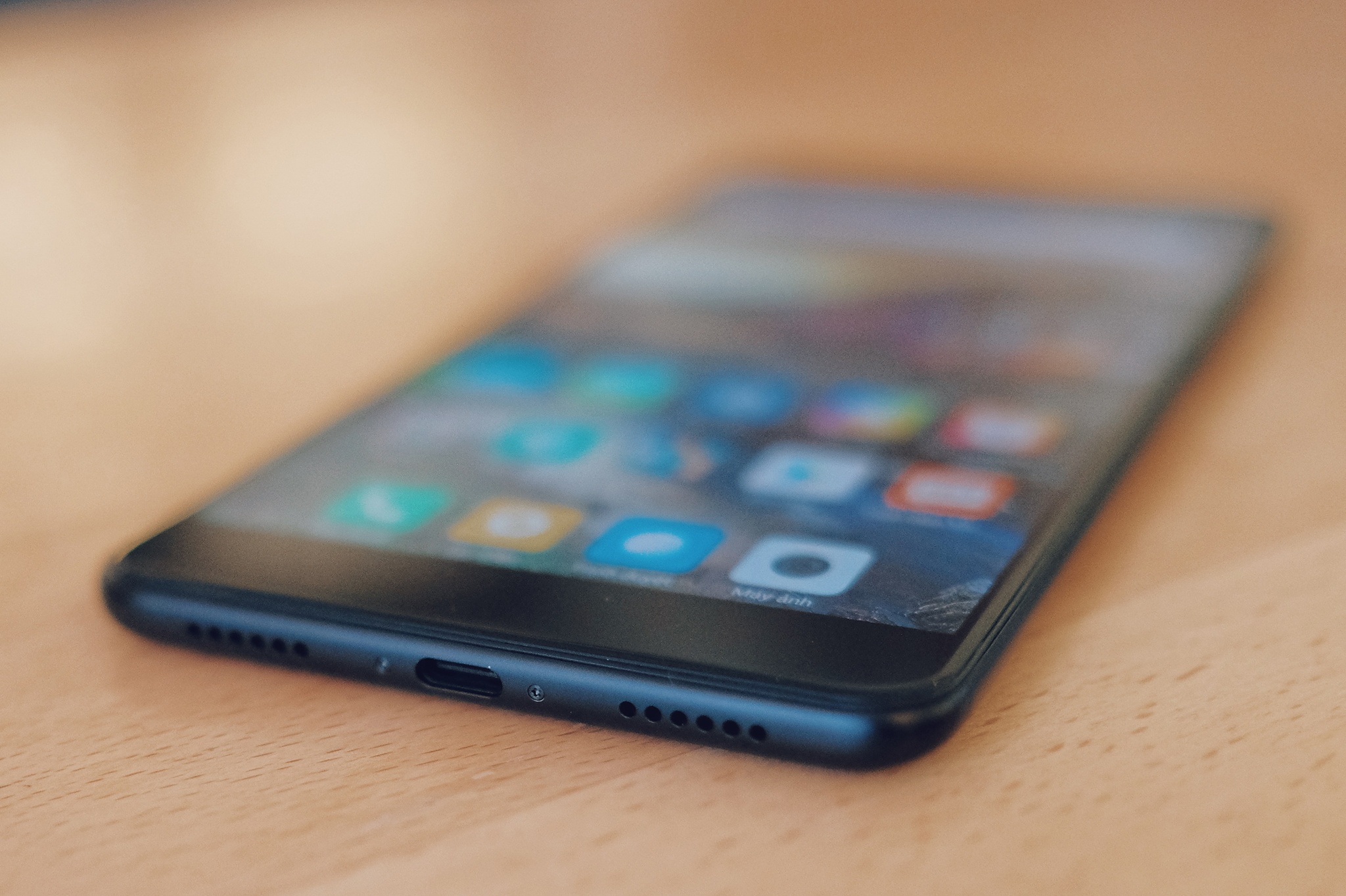 Mo hop Xiaomi Mi Max 2 anh 5