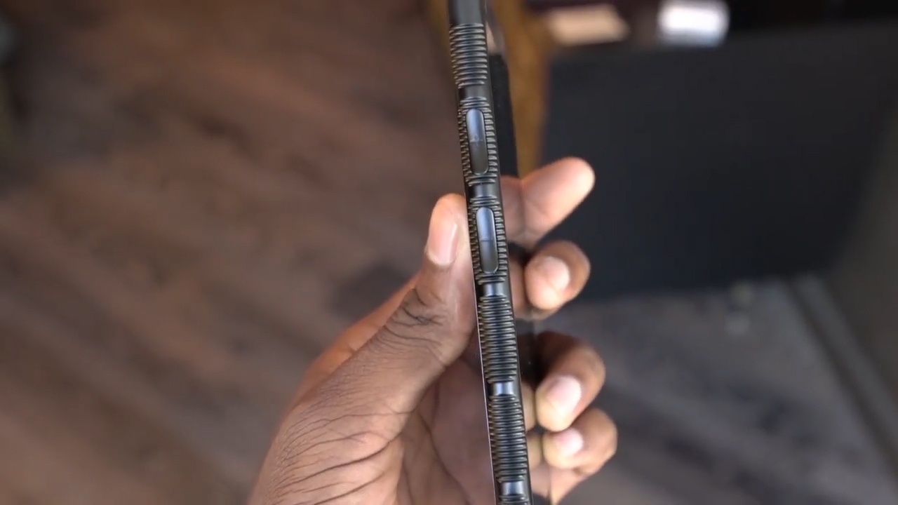 Smartphone ky la gia cao hon iPhone 7 anh 8