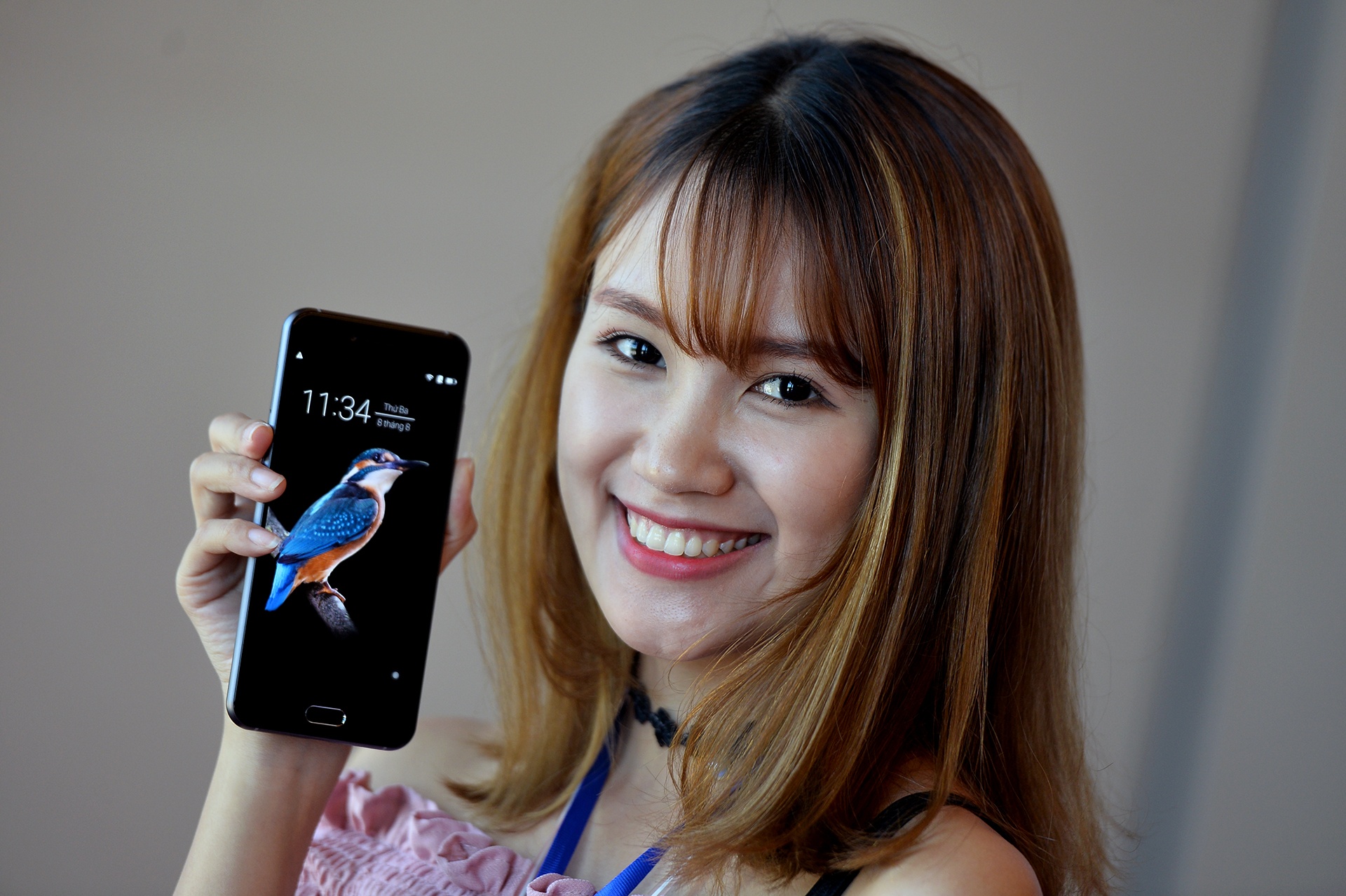 Trai nghiem Bphone 2017 hinh anh